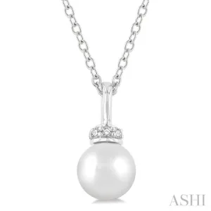 1/20 ctw Petite 6X6 MM Cultured Pearl and Round Cut Diamond Crown Fashion Pendant With Chain in 10K White Gold