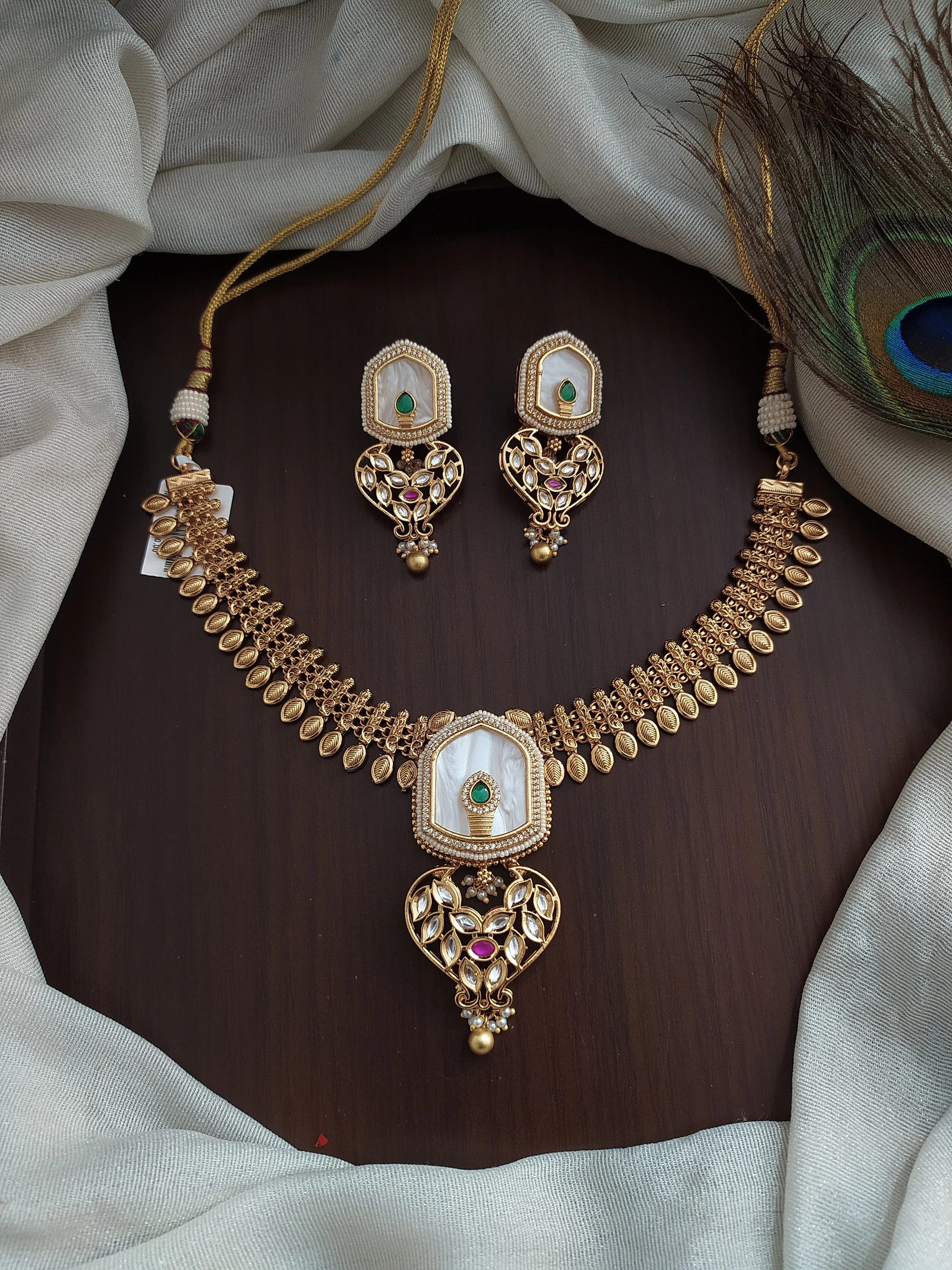 Gold-Plated Mother of Pearl Necklace Set