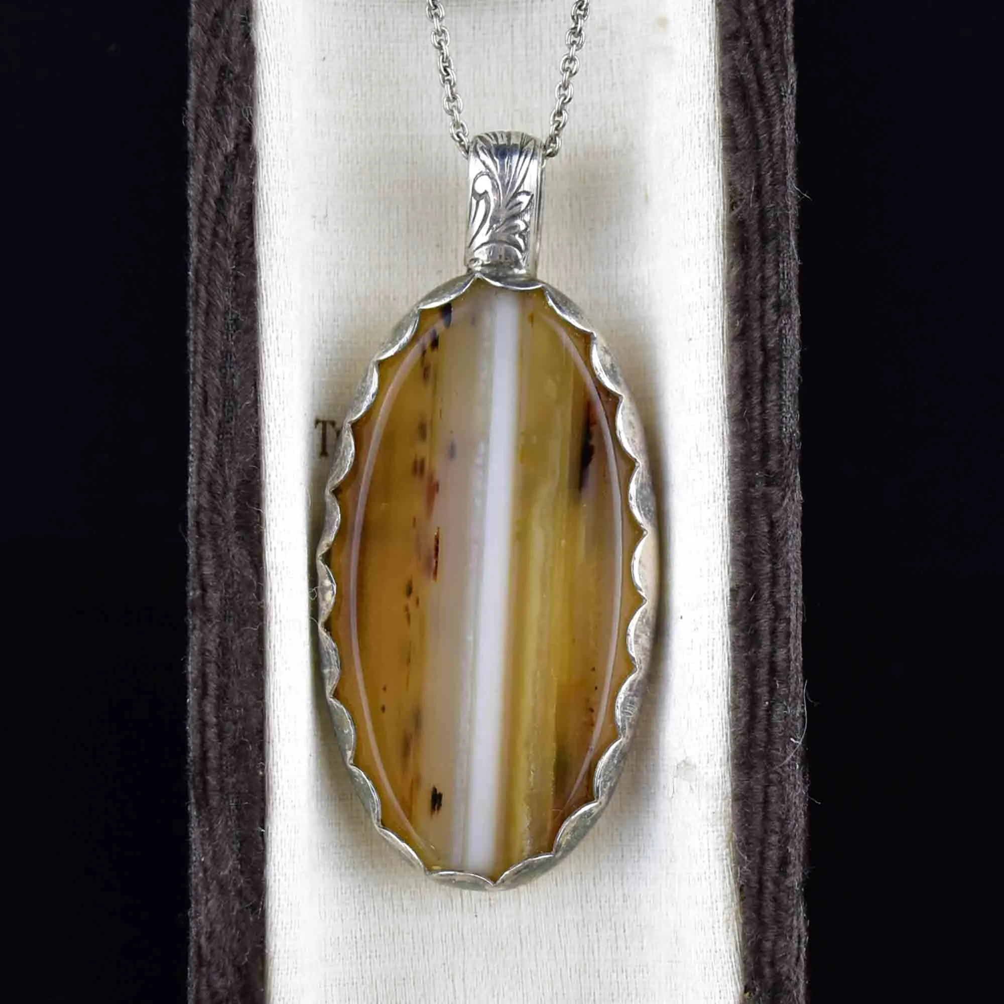 Vintage Silver Banded Agate Pendant Necklace